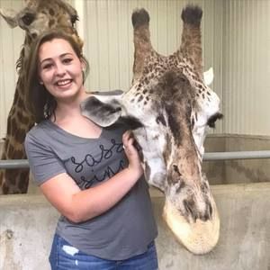 Meet your Posher, Nancy